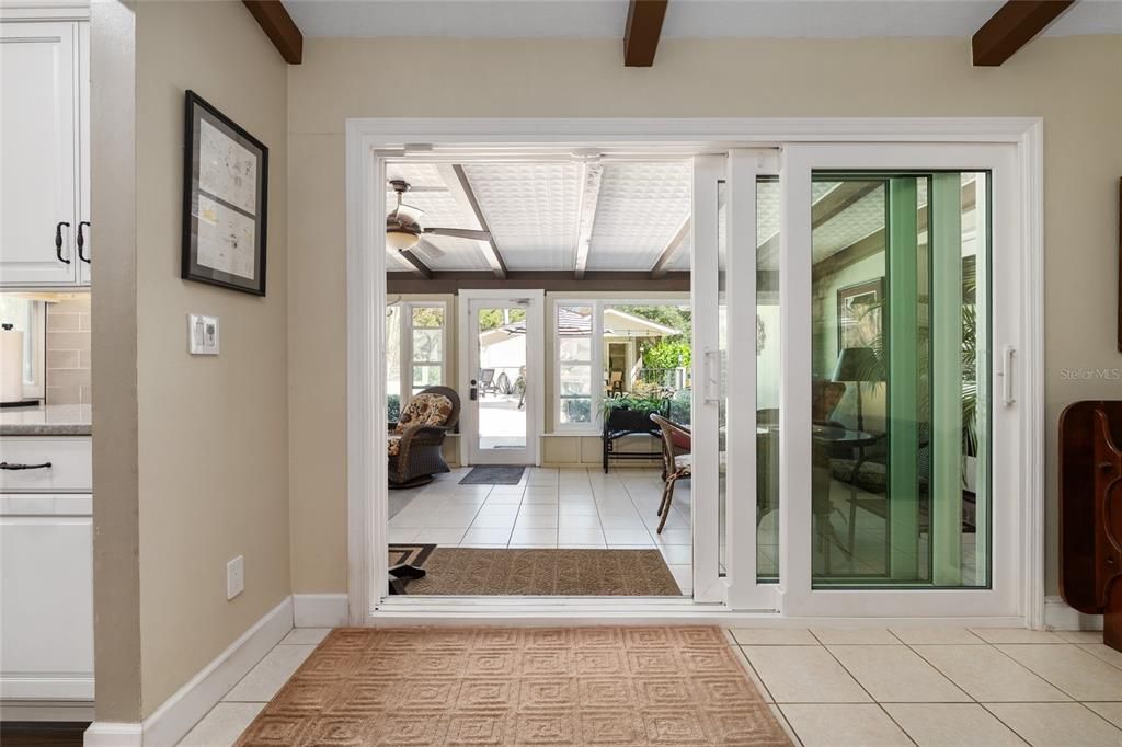 На продажу: $1,150,000 (3 спален, 2 ванн, 2621 Квадратных фут)