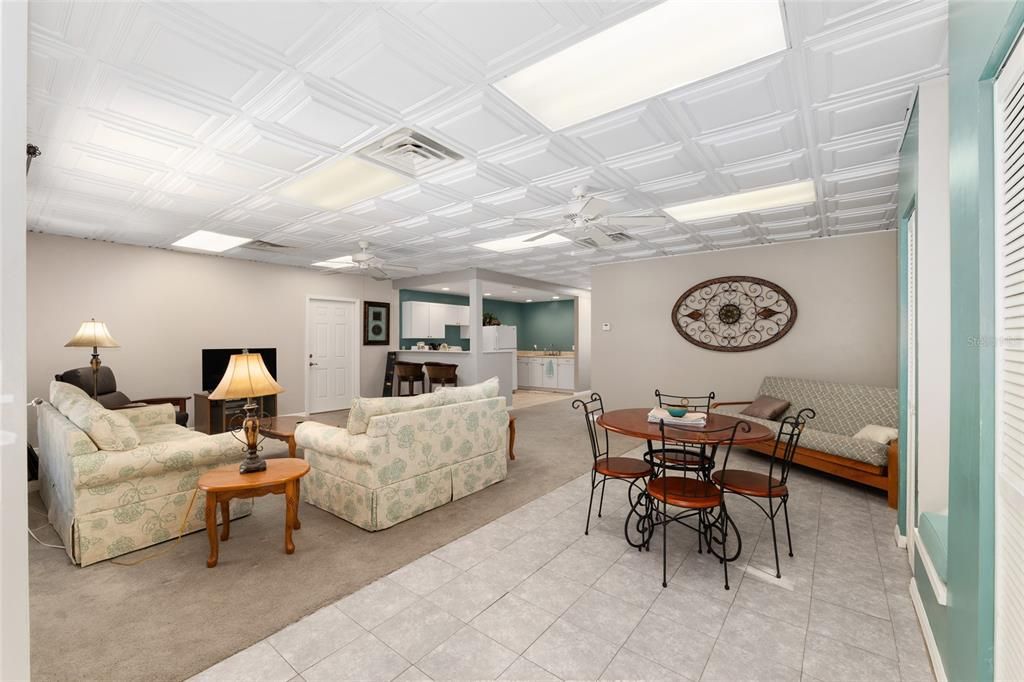 На продажу: $1,150,000 (3 спален, 2 ванн, 2621 Квадратных фут)