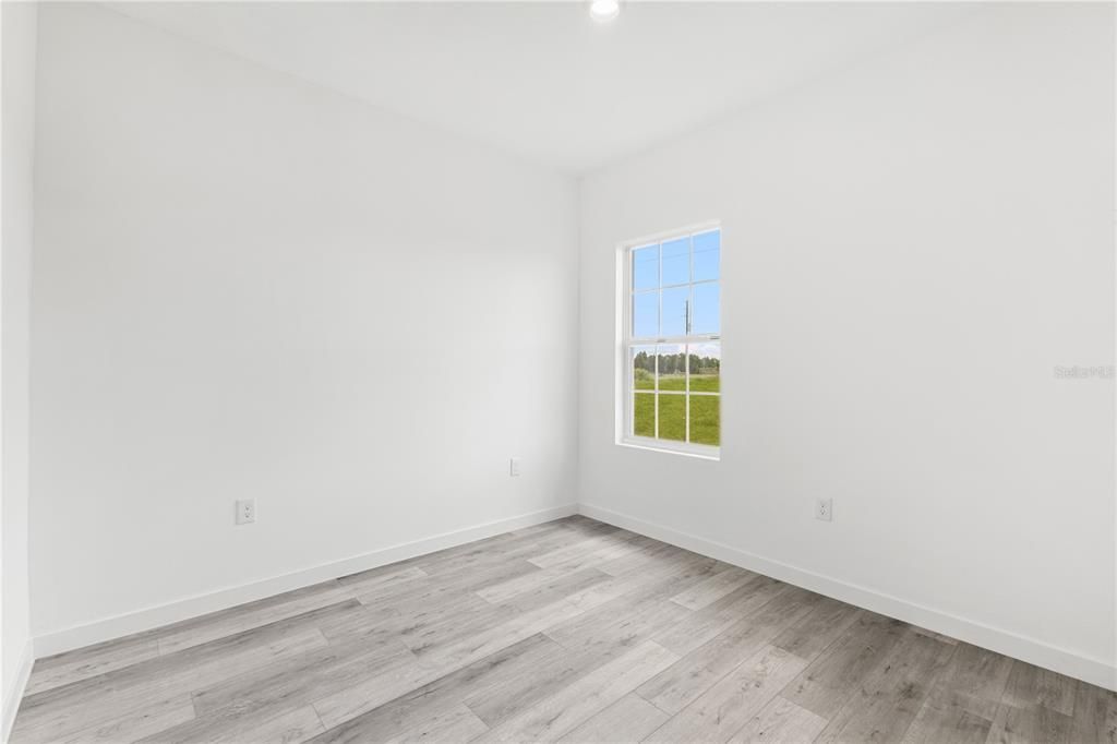 Active With Contract: $314,990 (4 beds, 2 baths, 1708 Square Feet)