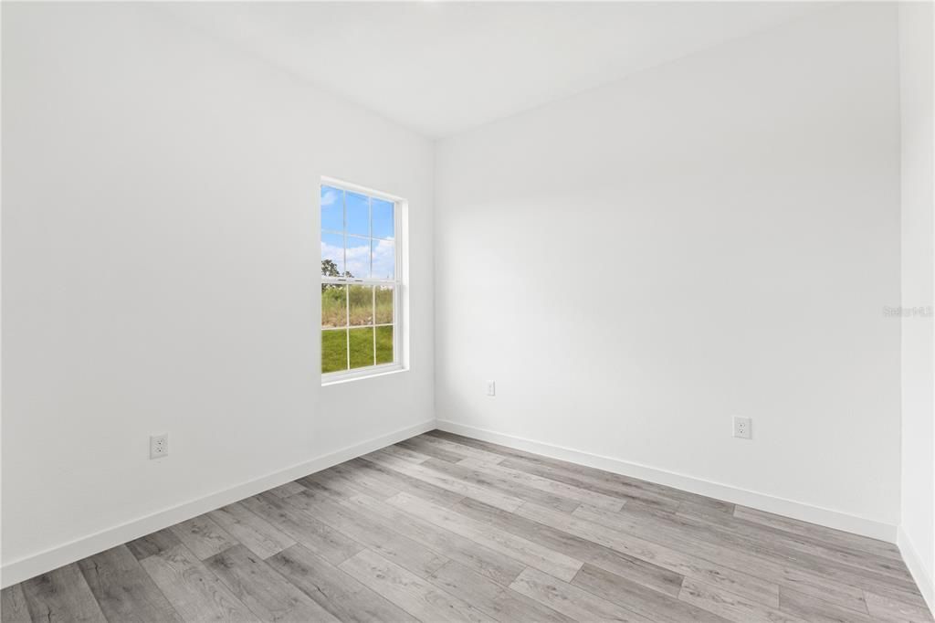 Active With Contract: $314,990 (4 beds, 2 baths, 1708 Square Feet)