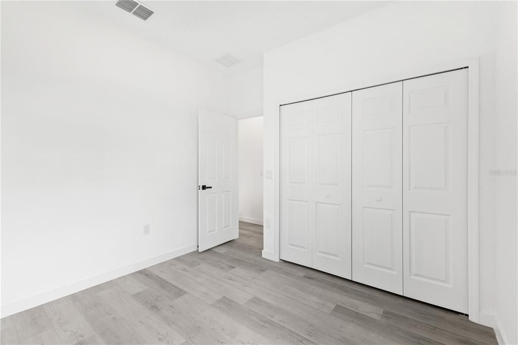 Active With Contract: $314,990 (4 beds, 2 baths, 1708 Square Feet)