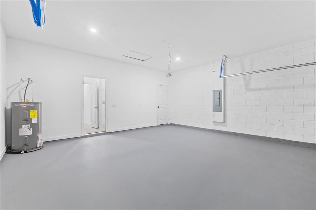 Active With Contract: $314,990 (4 beds, 2 baths, 1708 Square Feet)