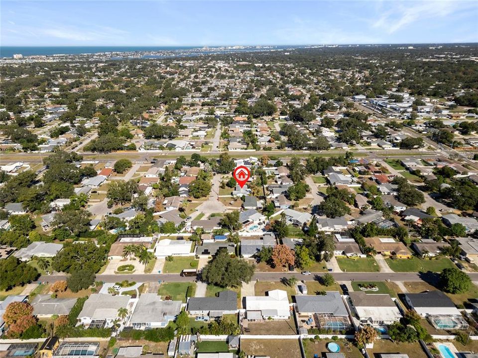 Active With Contract: $400,000 (4 beds, 2 baths, 1198 Square Feet)