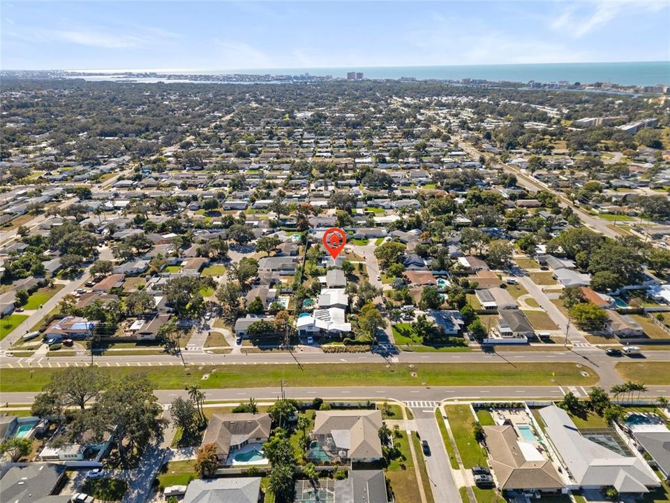 Active With Contract: $400,000 (4 beds, 2 baths, 1198 Square Feet)