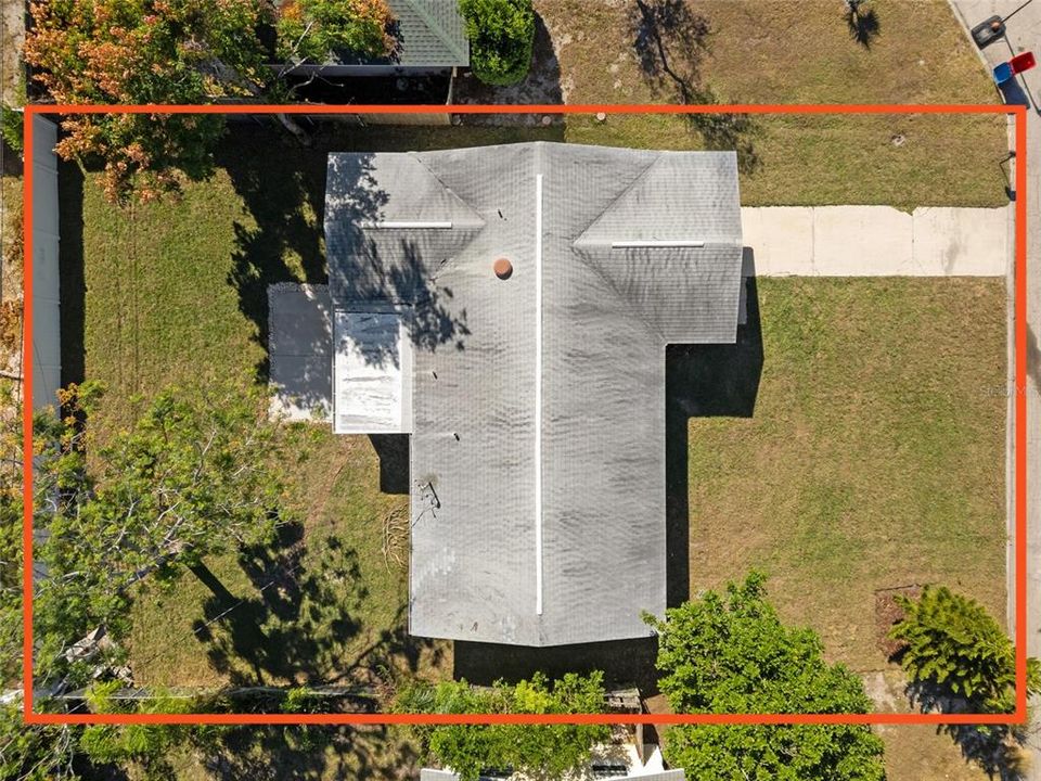 Active With Contract: $400,000 (4 beds, 2 baths, 1198 Square Feet)