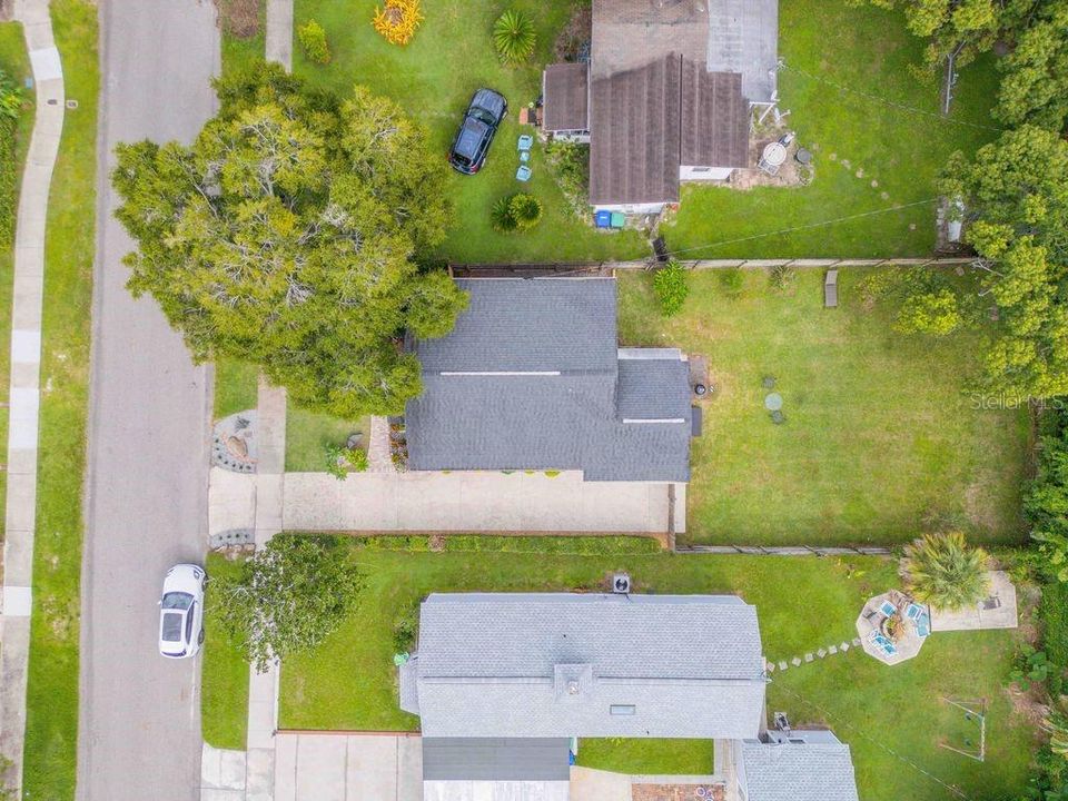 Под контрактом: $415,000 (2 спален, 1 ванн, 969 Квадратных фут)