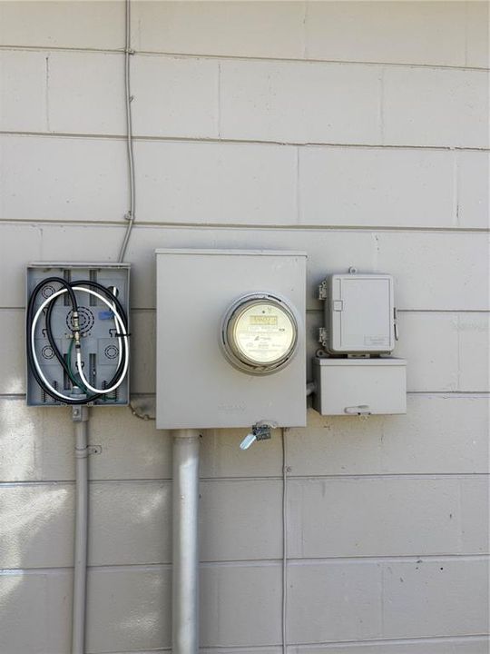 待售: $239,000 (3 贝兹, 2 浴室, 1244 平方英尺)