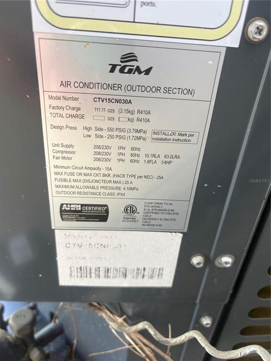 待售: $239,000 (3 贝兹, 2 浴室, 1244 平方英尺)