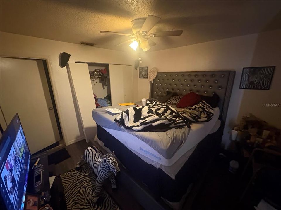 待售: $239,000 (3 贝兹, 2 浴室, 1244 平方英尺)