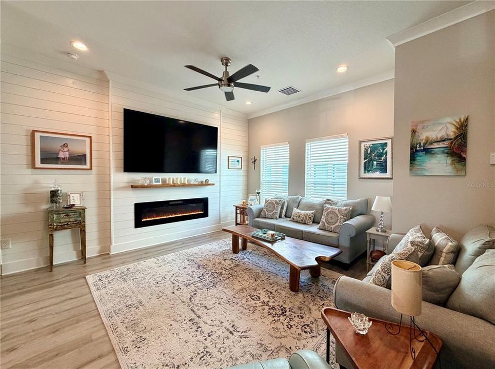 For Rent: $5,500 (3 beds, 3 baths, 1970 Square Feet)