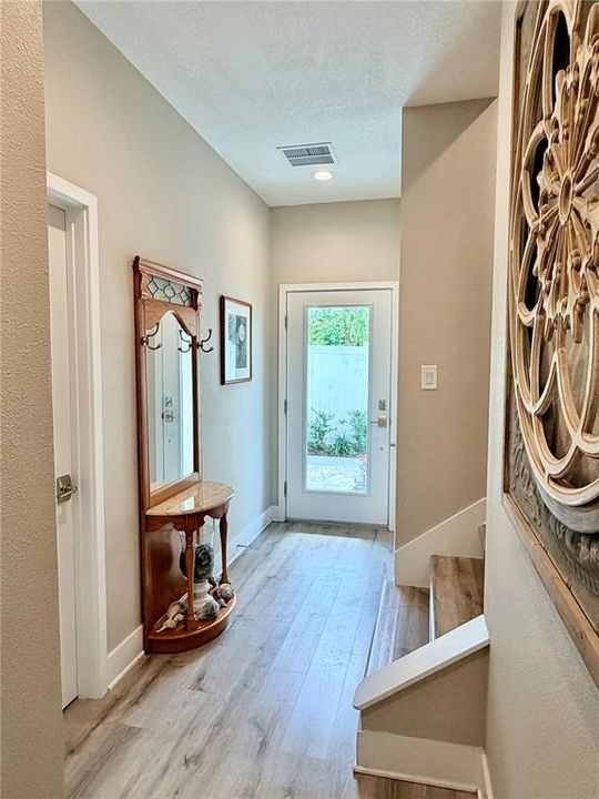 For Rent: $5,500 (3 beds, 3 baths, 1970 Square Feet)