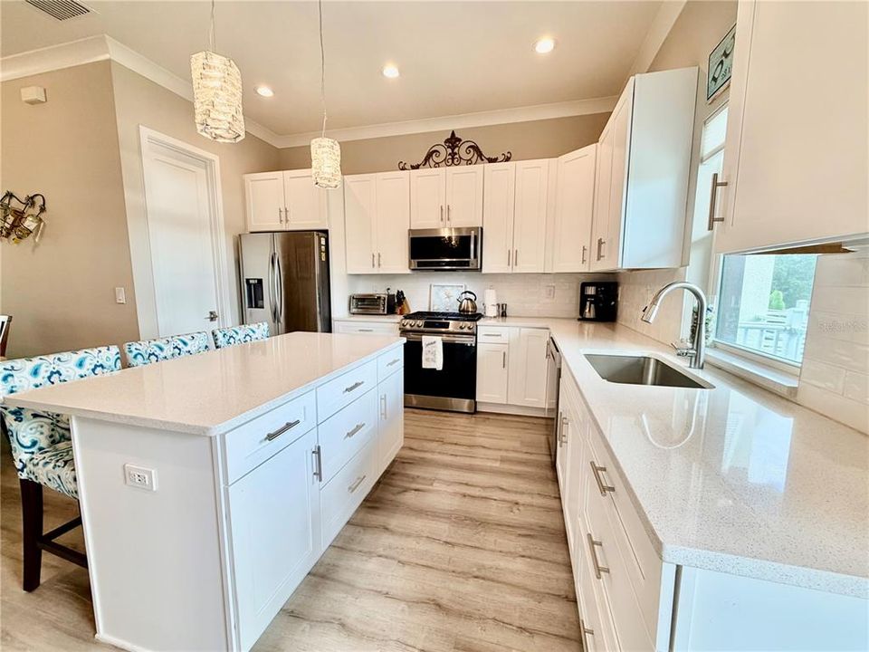 For Rent: $5,500 (3 beds, 3 baths, 1970 Square Feet)