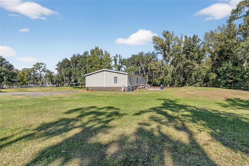 En Venta: $409,900 (4 camas, 2 baños, 2356 Pies cuadrados)