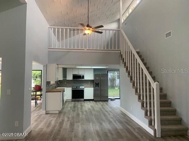 待售: $315,000 (2 贝兹, 2 浴室, 1900 平方英尺)