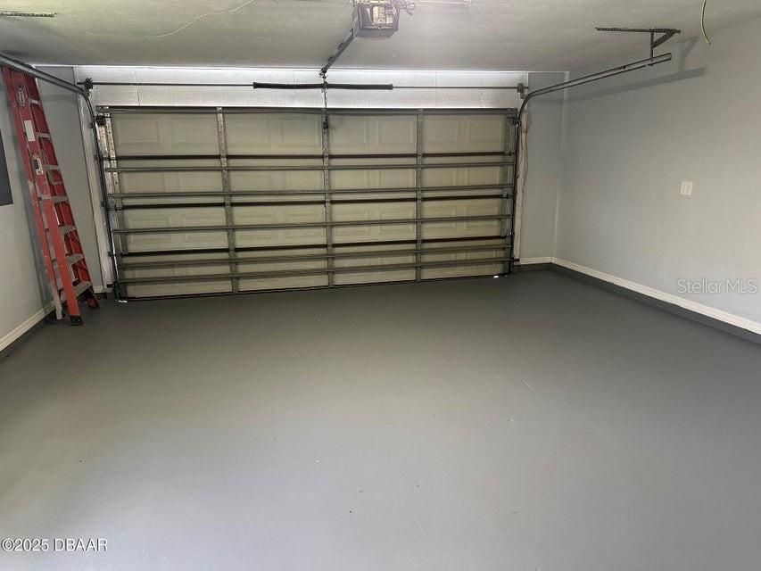 待售: $315,000 (2 贝兹, 2 浴室, 1900 平方英尺)