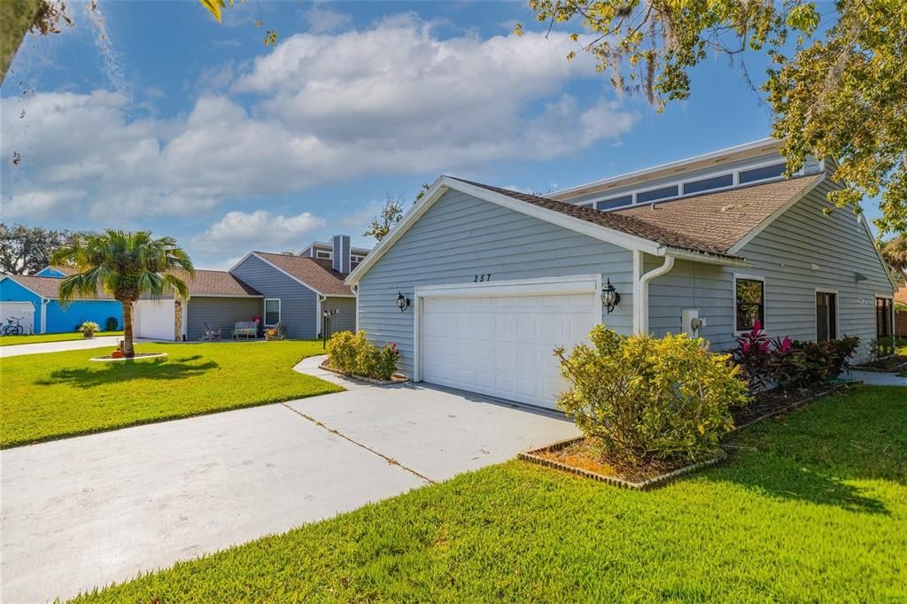 待售: $315,000 (2 贝兹, 2 浴室, 1900 平方英尺)