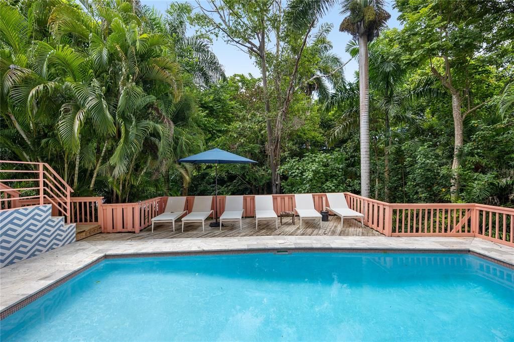 En Venta: $1,995,000 (10 camas, 5 baños, 3583 Pies cuadrados)