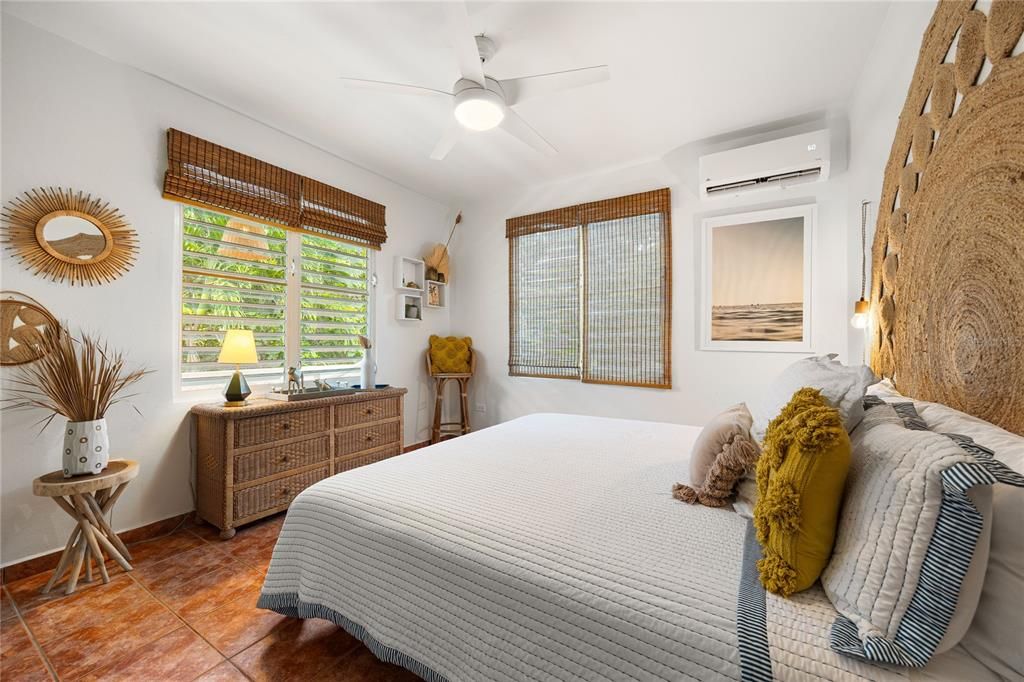 En Venta: $1,995,000 (10 camas, 5 baños, 3583 Pies cuadrados)