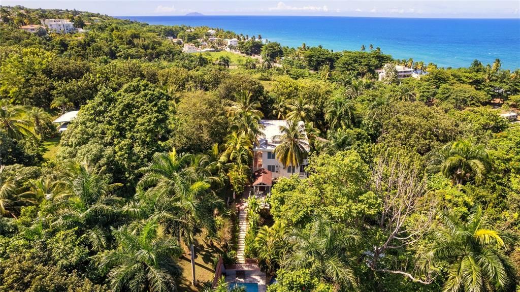 En Venta: $1,995,000 (10 camas, 5 baños, 3583 Pies cuadrados)