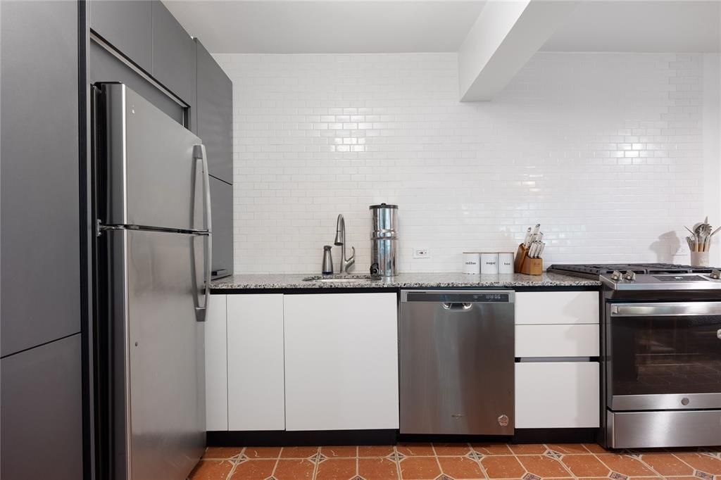 En Venta: $1,995,000 (10 camas, 5 baños, 3583 Pies cuadrados)