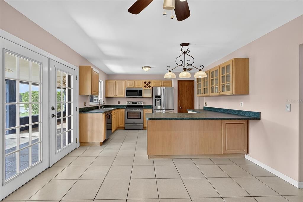 En Venta: $375,000 (3 camas, 2 baños, 1656 Pies cuadrados)