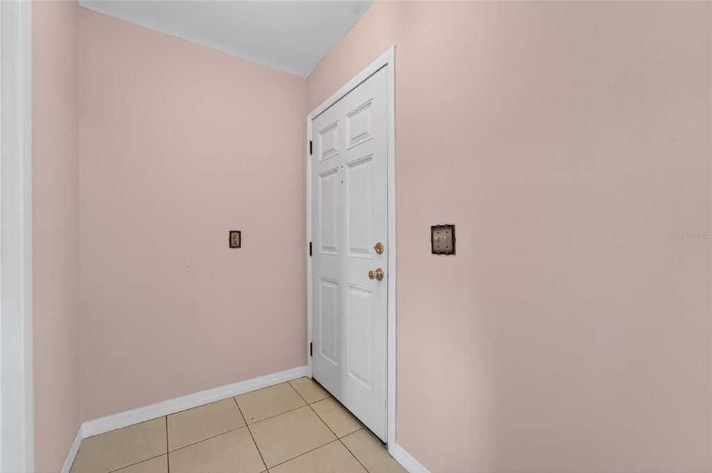 En Venta: $375,000 (3 camas, 2 baños, 1656 Pies cuadrados)