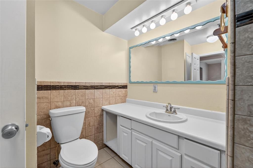 En Venta: $375,000 (3 camas, 2 baños, 1656 Pies cuadrados)