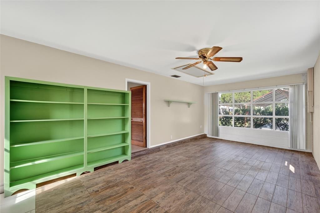 En Venta: $375,000 (3 camas, 2 baños, 1656 Pies cuadrados)