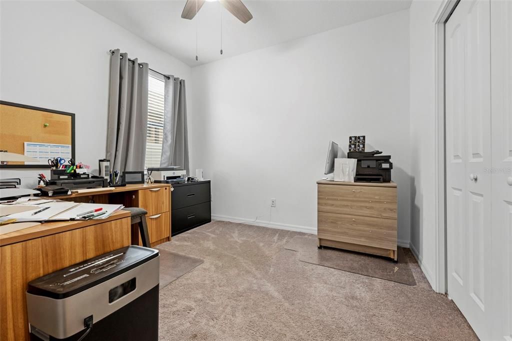 For Sale: $326,000 (3 beds, 2 baths, 1562 Square Feet)