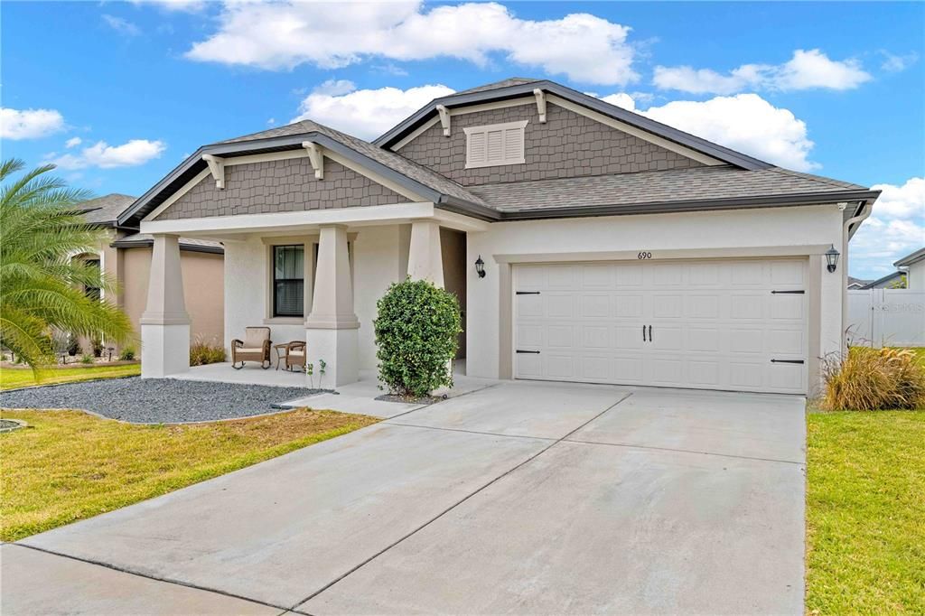 For Sale: $326,000 (3 beds, 2 baths, 1562 Square Feet)