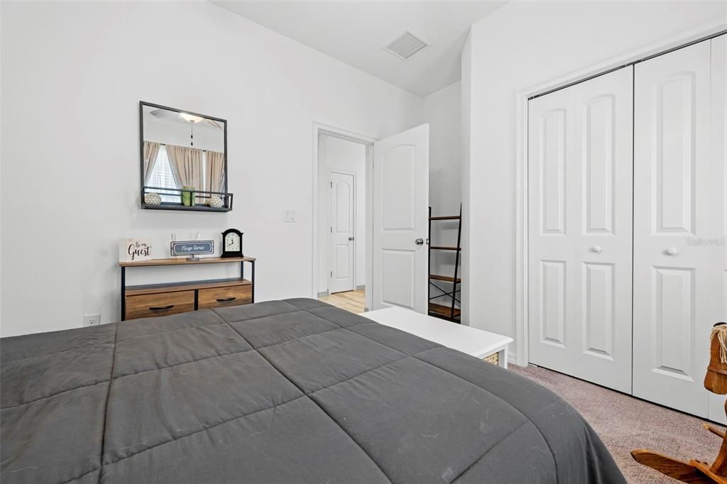 For Sale: $326,000 (3 beds, 2 baths, 1562 Square Feet)