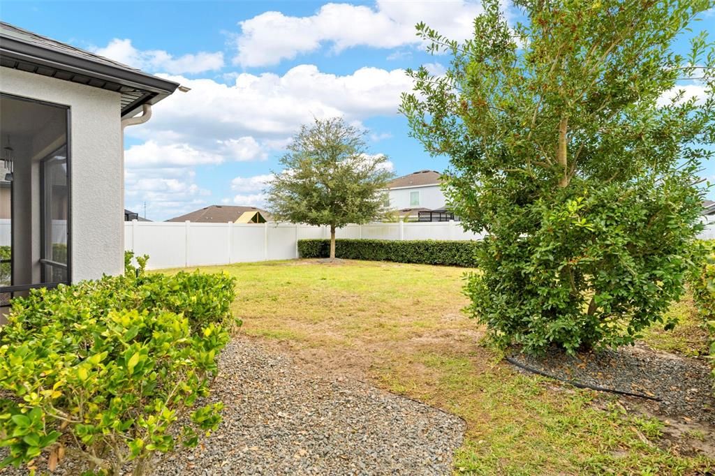 For Sale: $326,000 (3 beds, 2 baths, 1562 Square Feet)