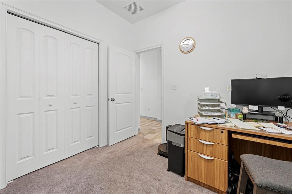 For Sale: $326,000 (3 beds, 2 baths, 1562 Square Feet)