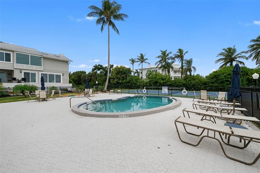 For Sale: $740,000 (3 beds, 2 baths, 2251 Square Feet)