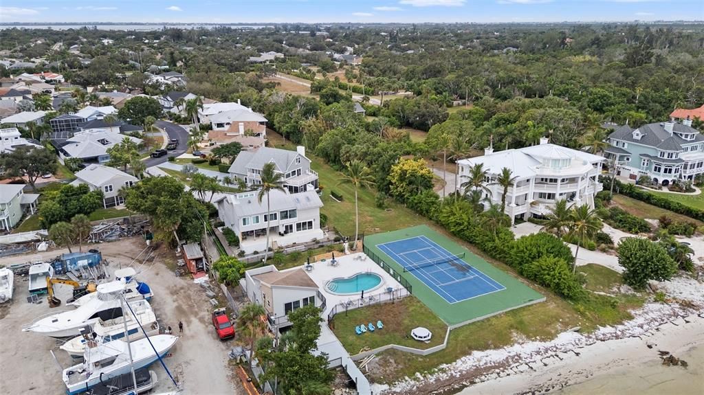 For Sale: $740,000 (3 beds, 2 baths, 2251 Square Feet)