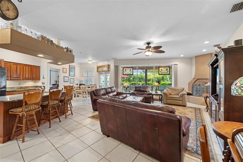 For Sale: $740,000 (3 beds, 2 baths, 2251 Square Feet)