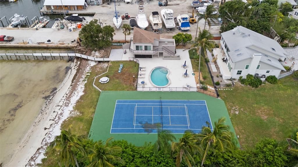 For Sale: $740,000 (3 beds, 2 baths, 2251 Square Feet)