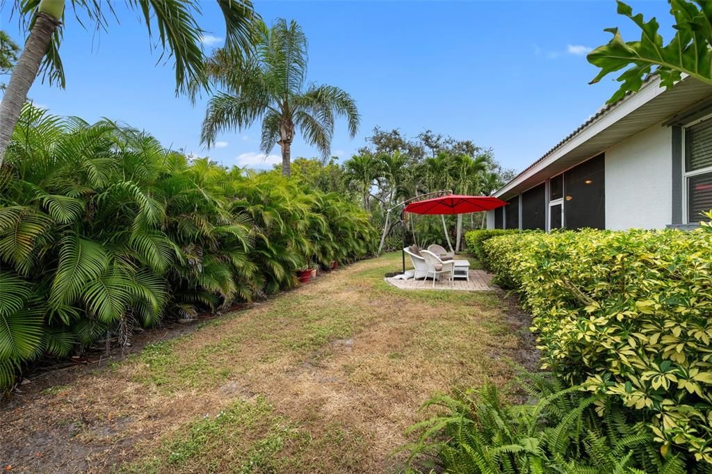 For Sale: $740,000 (3 beds, 2 baths, 2251 Square Feet)