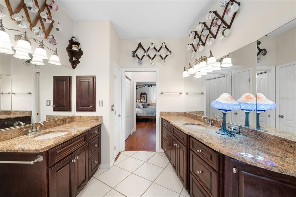 For Sale: $740,000 (3 beds, 2 baths, 2251 Square Feet)