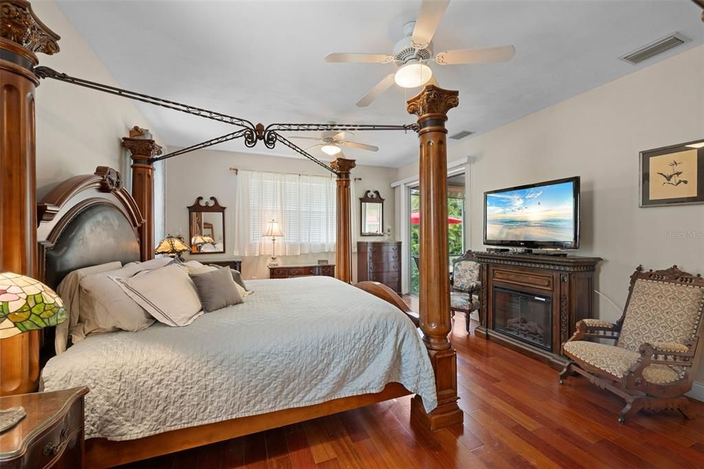 For Sale: $740,000 (3 beds, 2 baths, 2251 Square Feet)