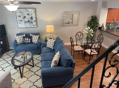 For Sale: $250,000 (2 beds, 2 baths, 1261 Square Feet)