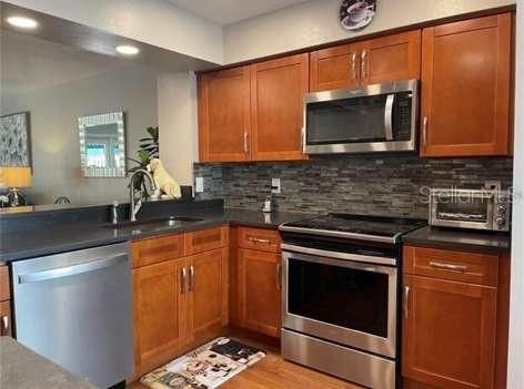 For Sale: $250,000 (2 beds, 2 baths, 1261 Square Feet)