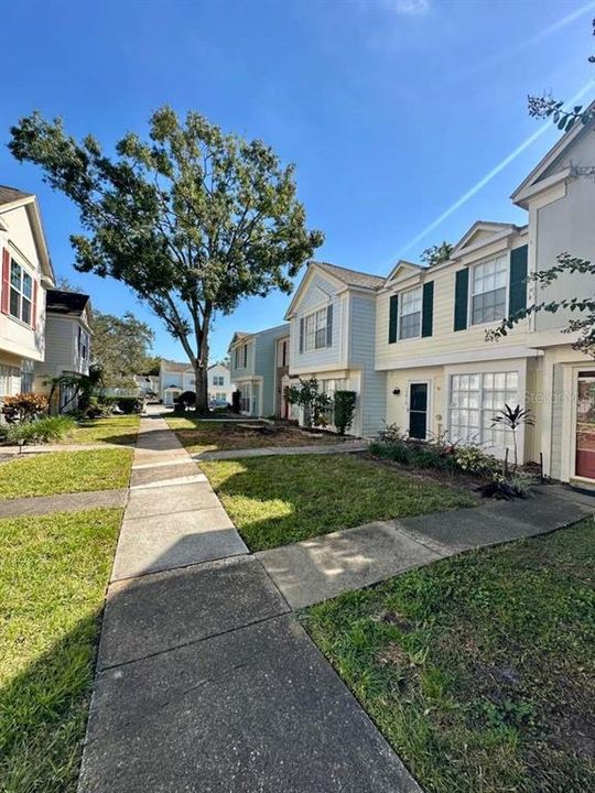 For Sale: $250,000 (2 beds, 2 baths, 1261 Square Feet)