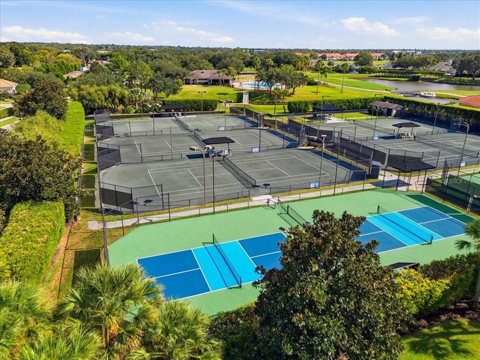 На продажу: $529,900 (2 спален, 2 ванн, 1923 Квадратных фут)