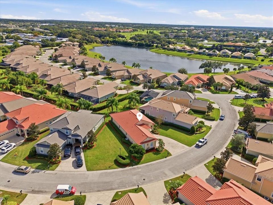 На продажу: $529,900 (2 спален, 2 ванн, 1923 Квадратных фут)