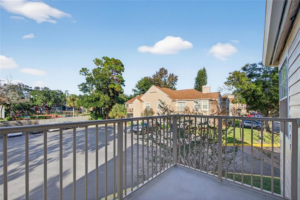 Activo con contrato: $175,000 (2 camas, 2 baños, 1130 Pies cuadrados)