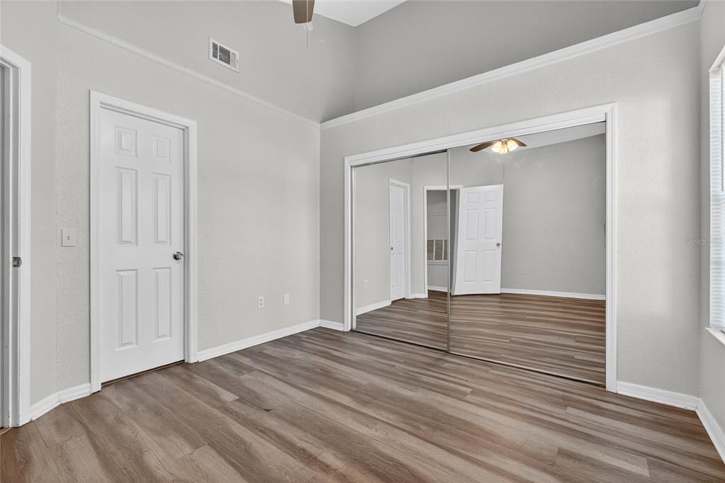 Activo con contrato: $175,000 (2 camas, 2 baños, 1130 Pies cuadrados)