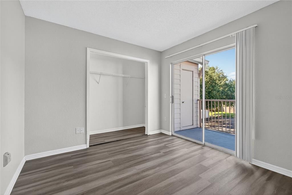 Activo con contrato: $175,000 (2 camas, 2 baños, 1130 Pies cuadrados)