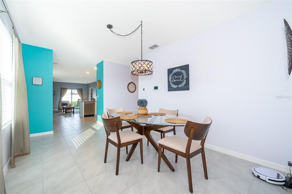 Active With Contract: $364,990 (3 beds, 2 baths, 1501 Square Feet)