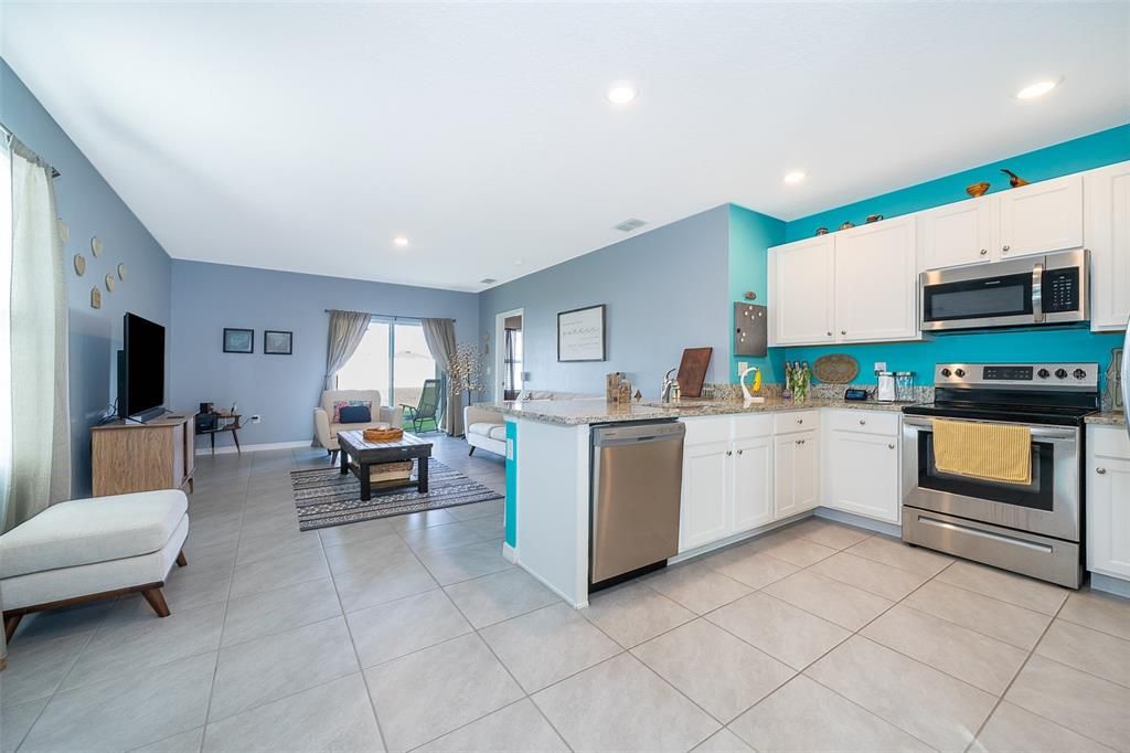 Active With Contract: $364,990 (3 beds, 2 baths, 1501 Square Feet)